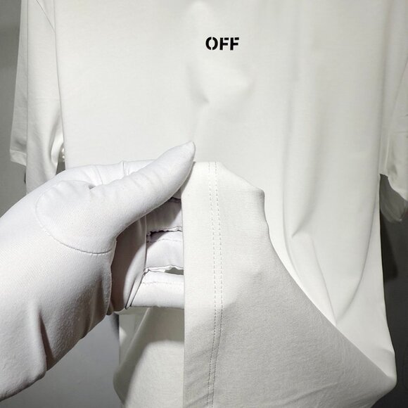 Off-White Double Moon Arrow White T-Shirt - Picture 4 of 7